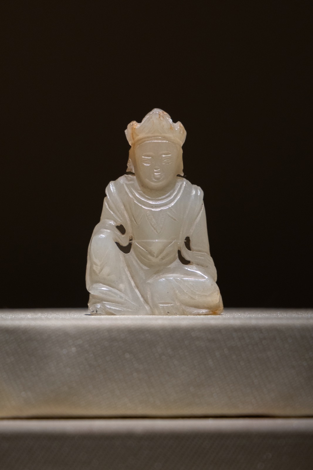 10 白玉菩萨坐像 泗洲塔出土 清